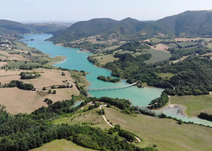 L'isola Che Non C'era Apiro