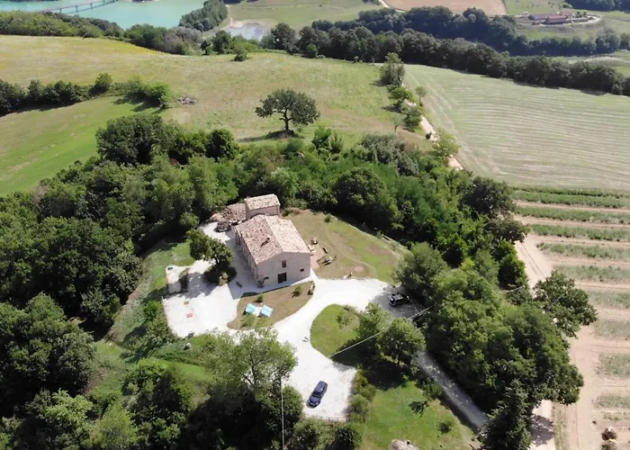 L'isola Che Non C'era Apiro